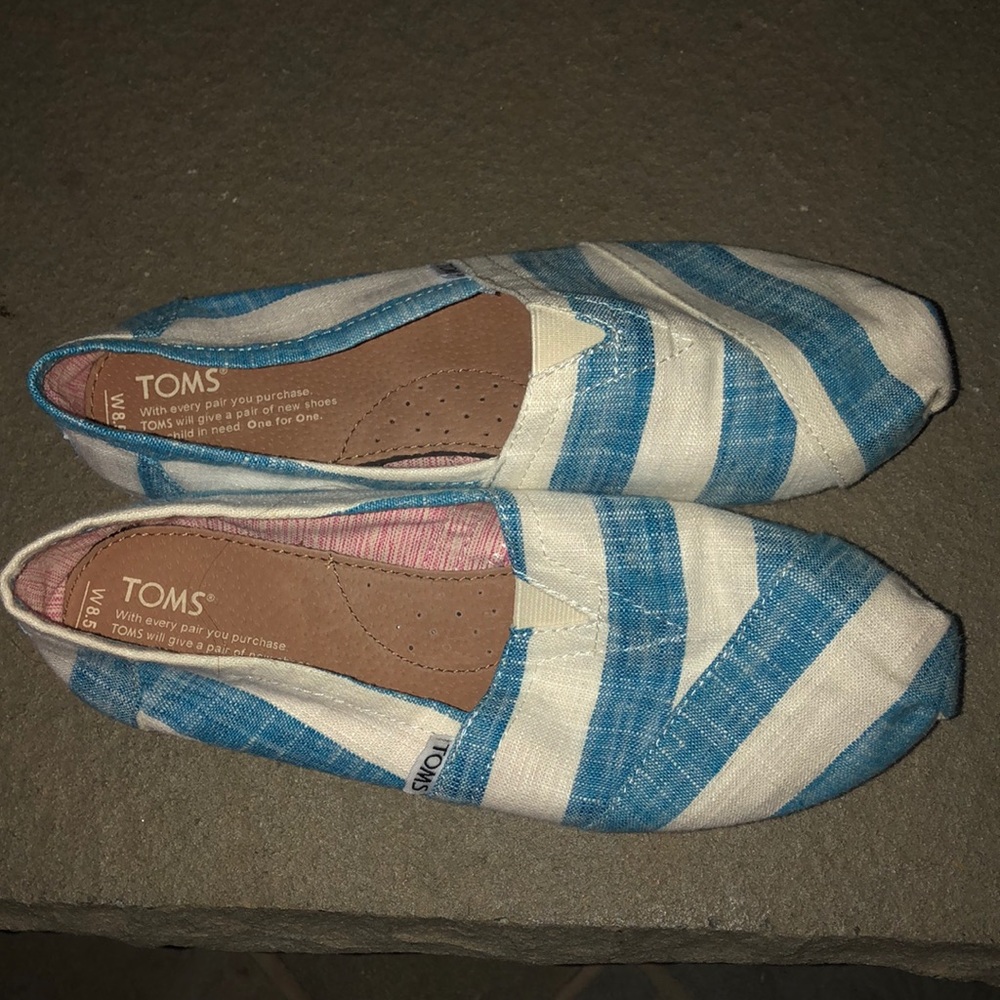 toms